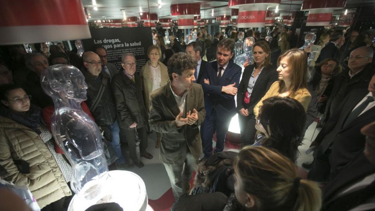 Imagen de la inauguración de exposición de ‘la Caixa’ y Caja de Burgos.-RAÚL G. OCHOA