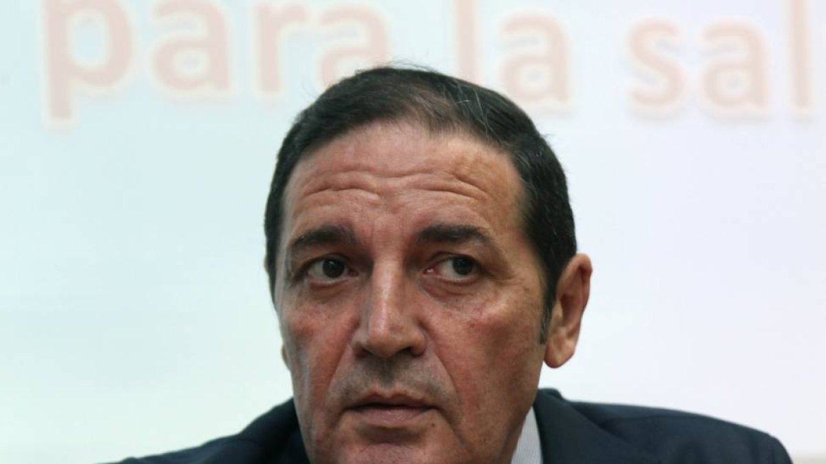 El consejero de Sanidad, Antonio María Sáez Aguado, inaugura el Colegio Oficial de Enfermería de Segovia-Ical