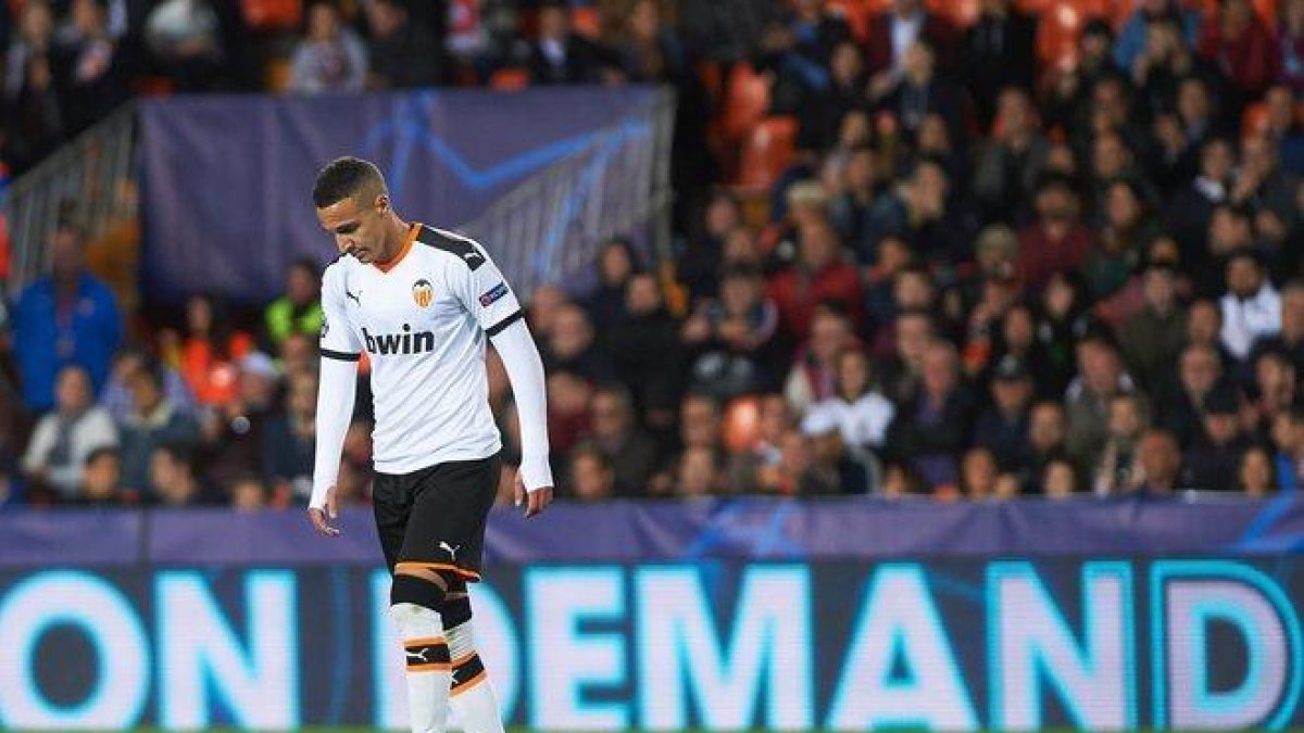 Rodrigo Moreno durante un partido con el Valencia.-EUROPA PRESS