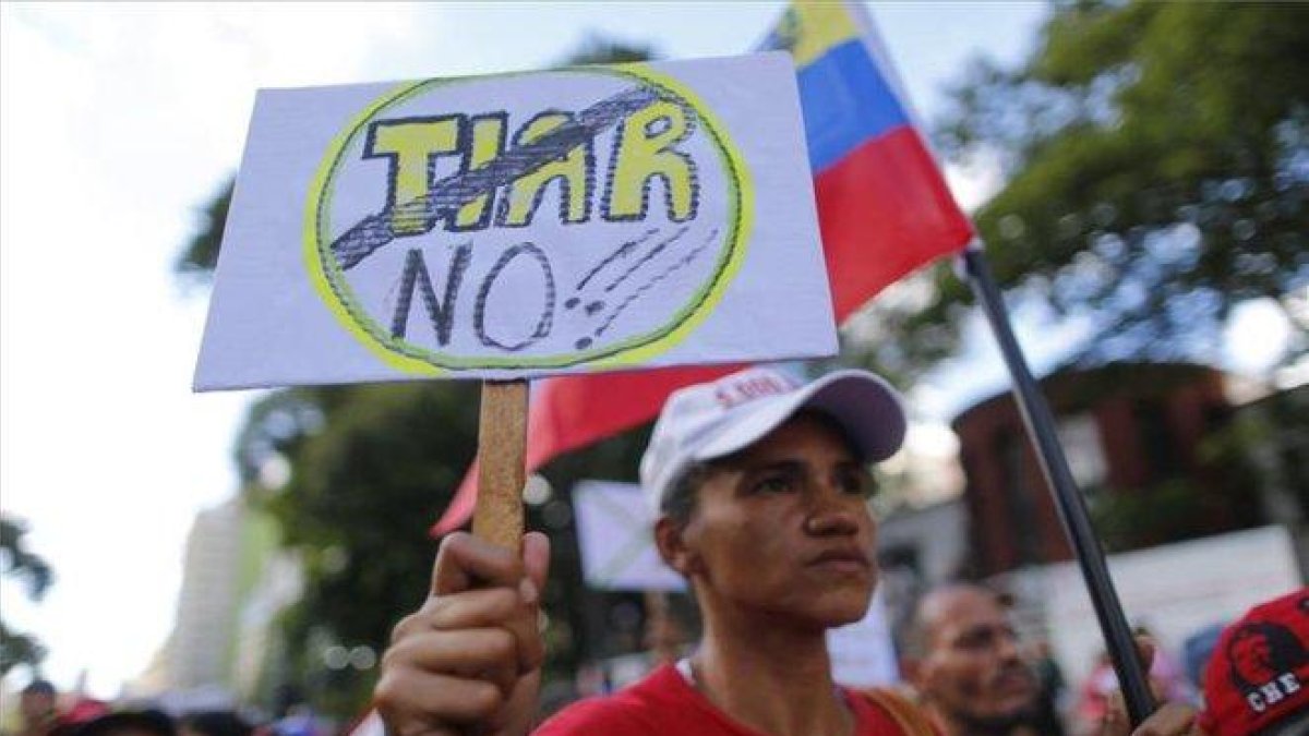 Protesta contra el Tratado Interamericano de Asistencia Recíproca.-EFE