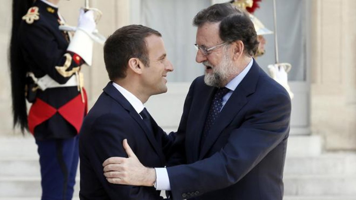 Macron junto a Rajoy-EFE