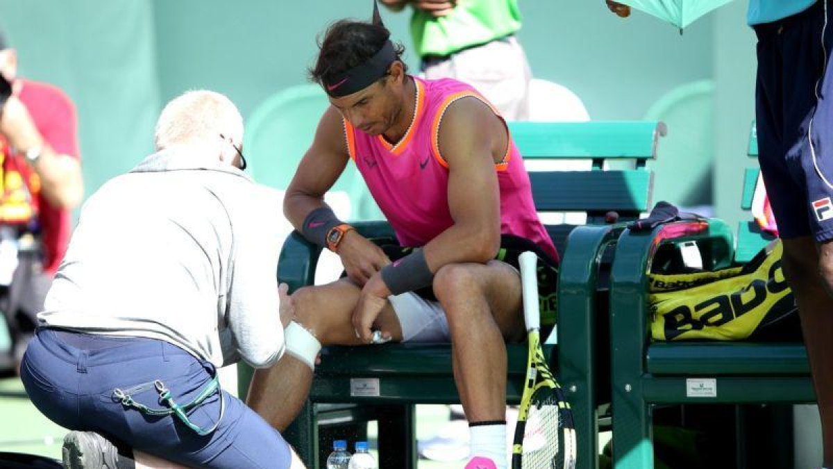 Nadal vence a Khachanov pero su rodilla deja en duda las semis ante Federer.-GETTY IMAGES