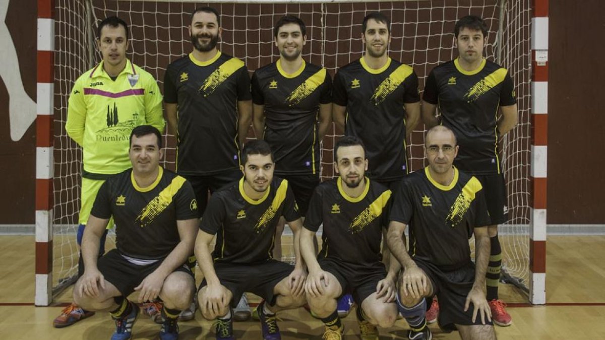 Plantilla del equipo Bar Salo, que ocupa la primera posición en el Grupo A del torneo masculino-Santi Otero