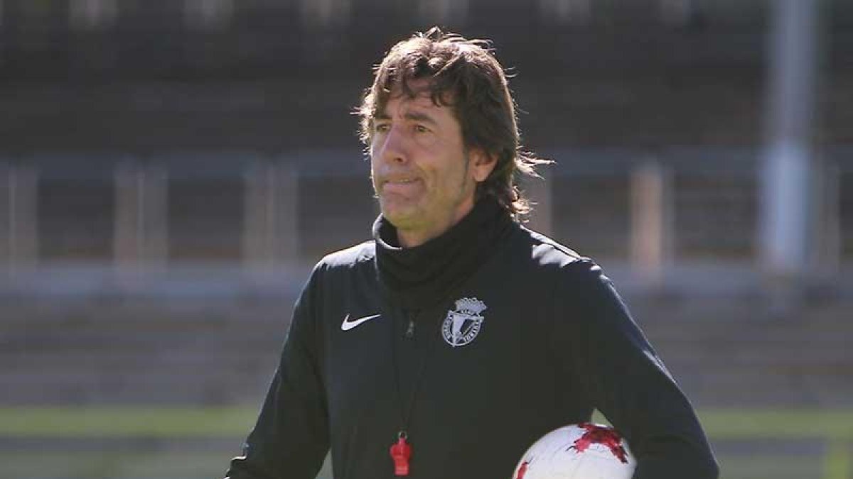 Patxi Salinas surante un entrenamiento en El Plantío.-RAÚL G. OCHOA