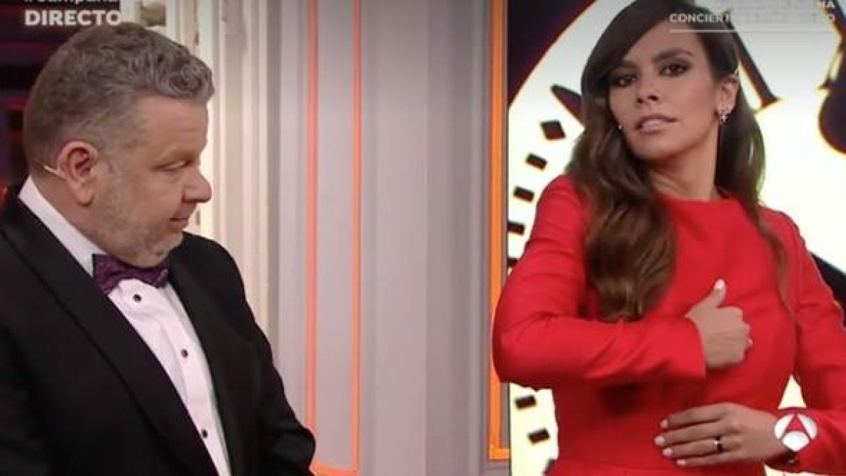 Cristina Pedroche y Alberto Chicote dieron las Campanadas de Antena 3.-EL PERIÓDICO