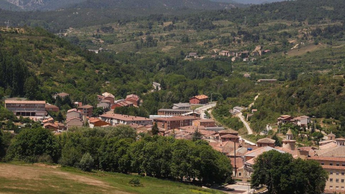 Vista del municipio de Oña, sobre el que planea un debate en torno a su ordenación territorial.-G.G.