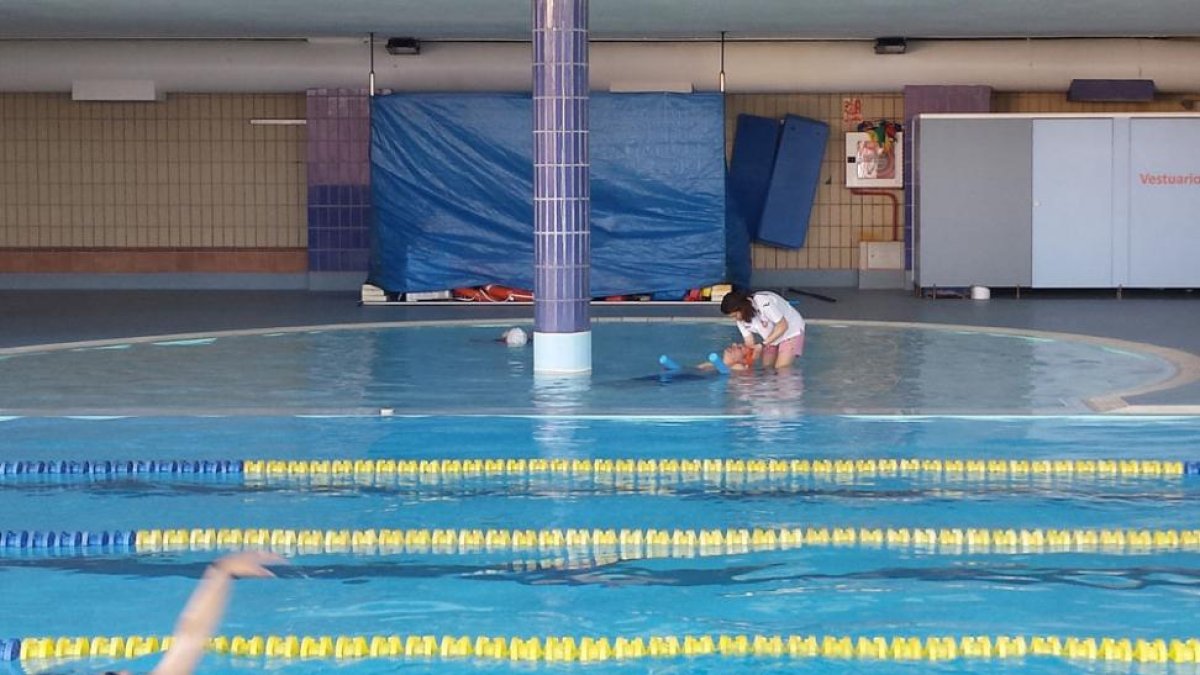 La piscina municipal de Aranda en una imagen de archivo.-L. V.