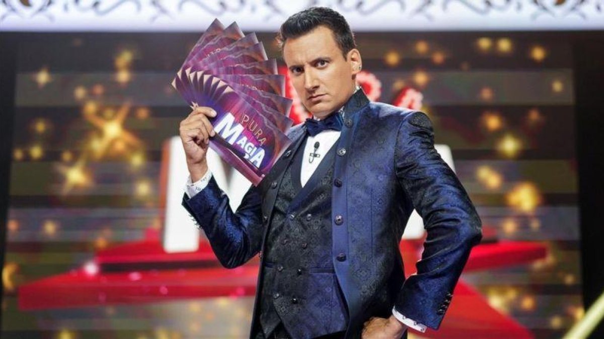 El ilusionista Mag Lari, en el talent de TVE-1 Pura magia.-ENRIC MAURI