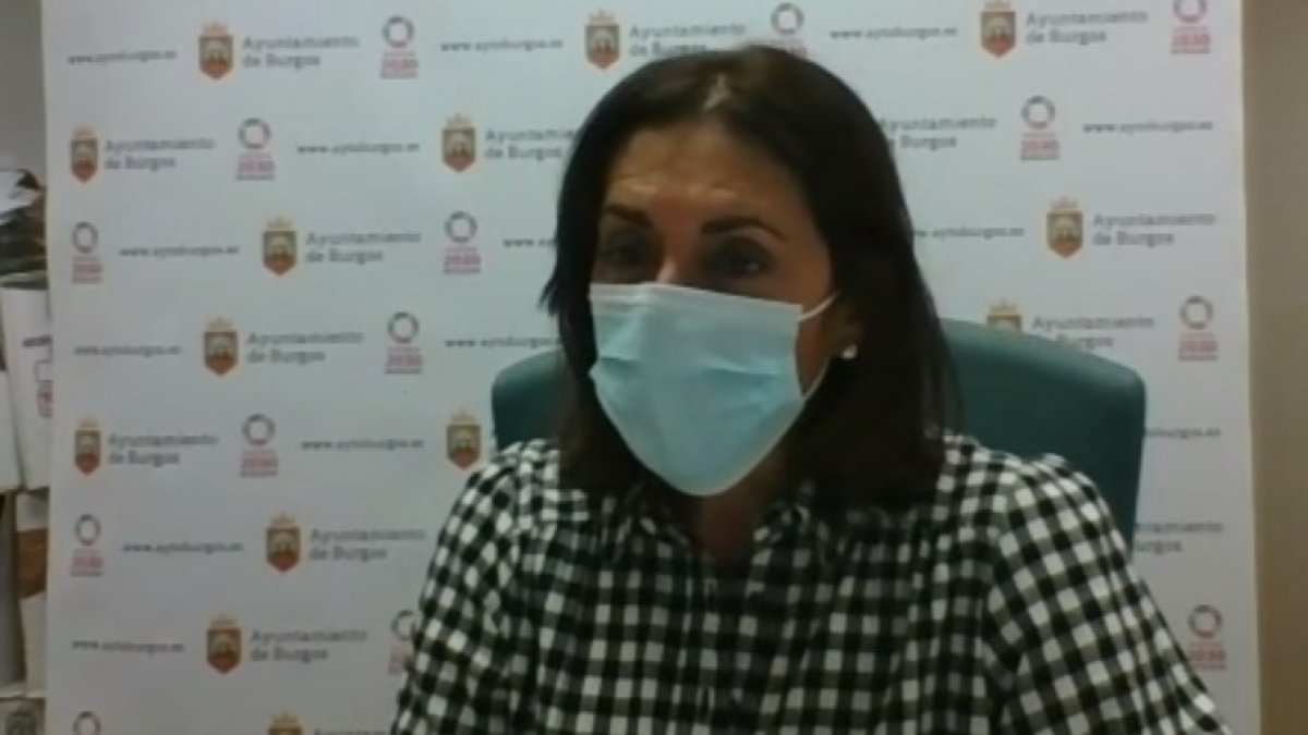 Comparecencia telemática de Margarita Arroyo, portavoz municipal de Podemos en el Ayuntamiento de Burgos. D.S.M.