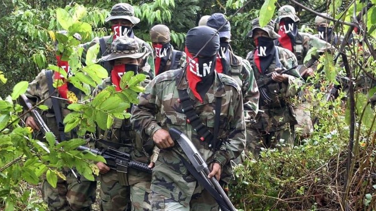 Miembros del Ejército de Liberación Nacional (ELN) de Colombia.-ALBEIRO LOPERA (REUTERS)