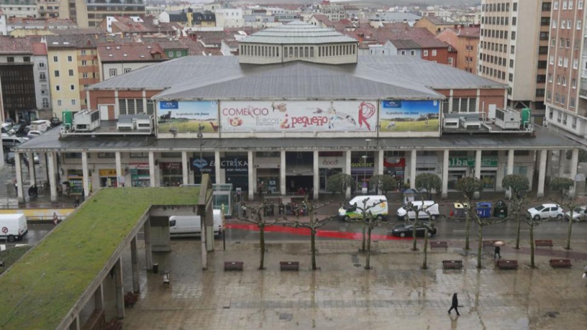 El Mercado Norte está ubicado en la plaza de España. ECB