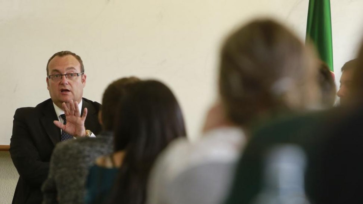 Julio Casado explicó el modelo de Mercadona.-RAÚL G. OCHOA