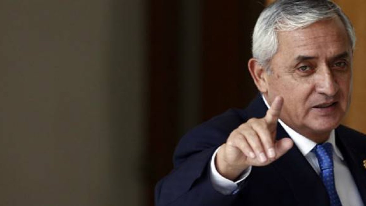 Otto Pérez Molina, en una rueda de prensa, el pasado 31 de agosto, en Guatemala.-AP / MOISÉS CASTILLO