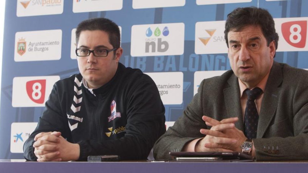 Epi y Jesús Martínez, durante la rueda de prensa de ayer.-Raúl Ochoa