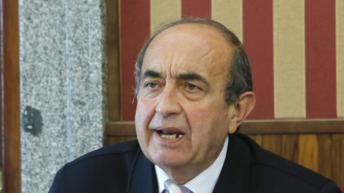 El concejal Antonio Fernández Santos durante un Pleno.-RAÚL G. OCHOA