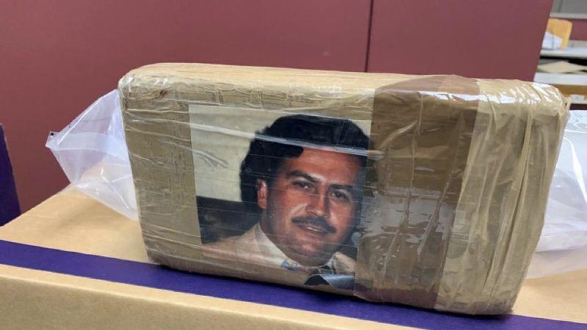 Paquetes de droga con la imagen del capo colombiano Pablo Escobar.-AP / DEA'S NEW YORK CITY OFFICE