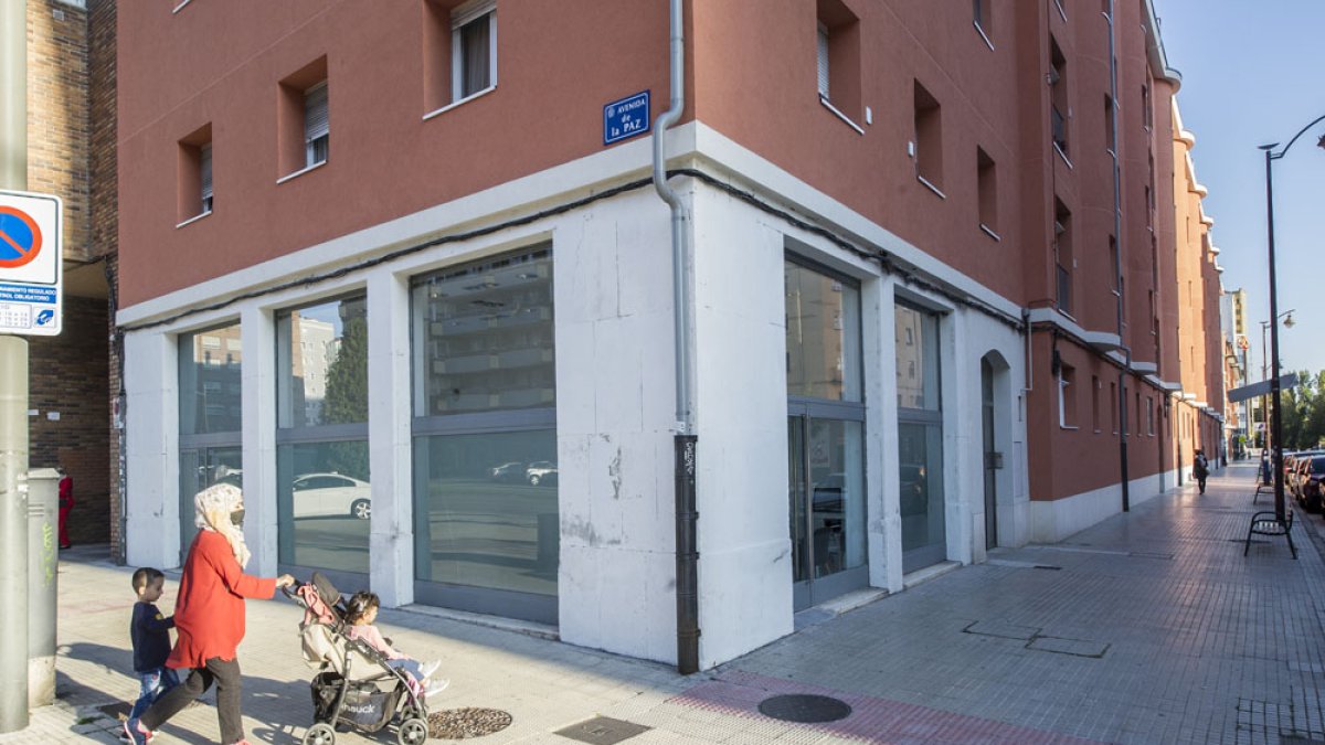 Este local se ha acondicionado para la venta de los pisos que están vacíos. ISRAEL L. MURILLO