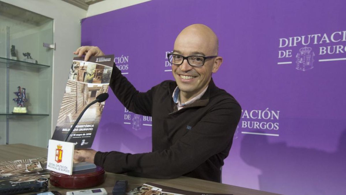 Luis Jorge del Barco durante la presentación de ‘Expohistórica’.-RAÚL G. OCHOA