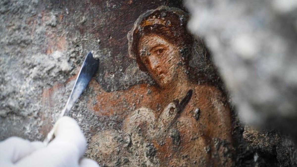 El fresco de Leda y el cisne reaparece en Pompeya.-EFE