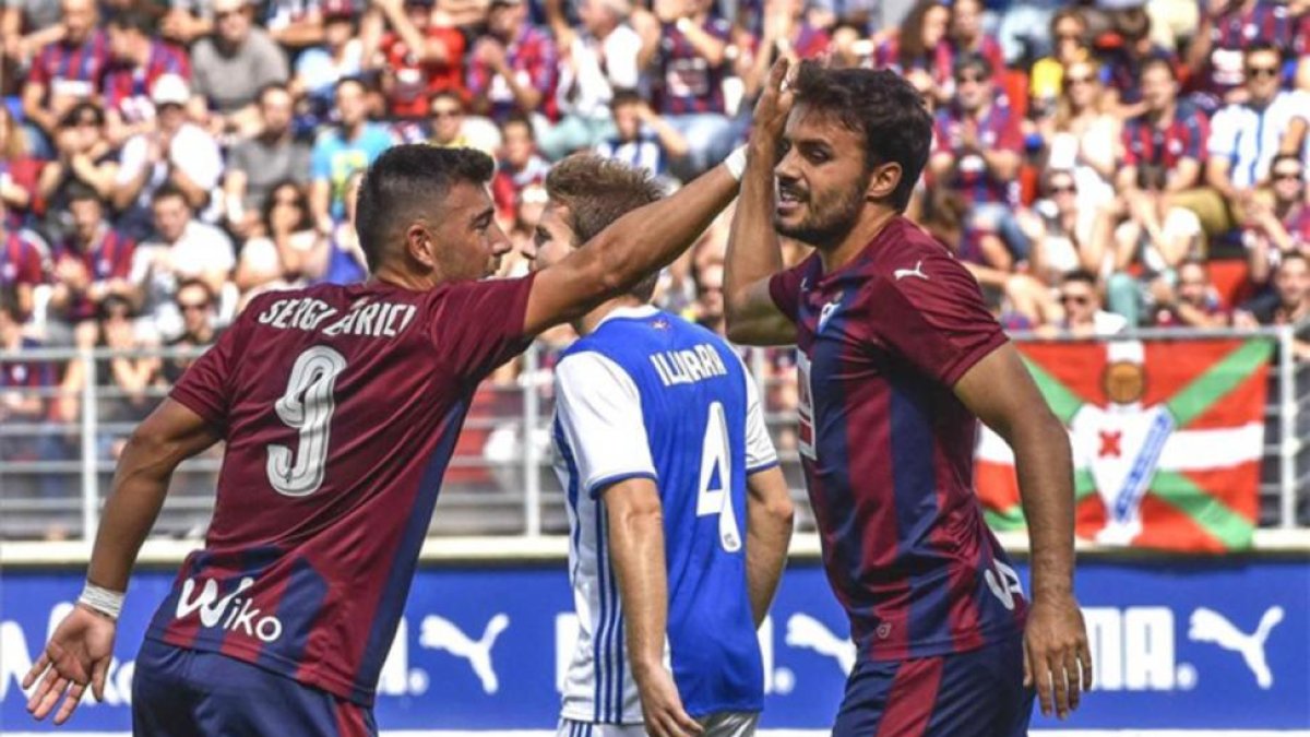 Sergi Enrich y Luna en el Eibar.-EL PERIÓDICO