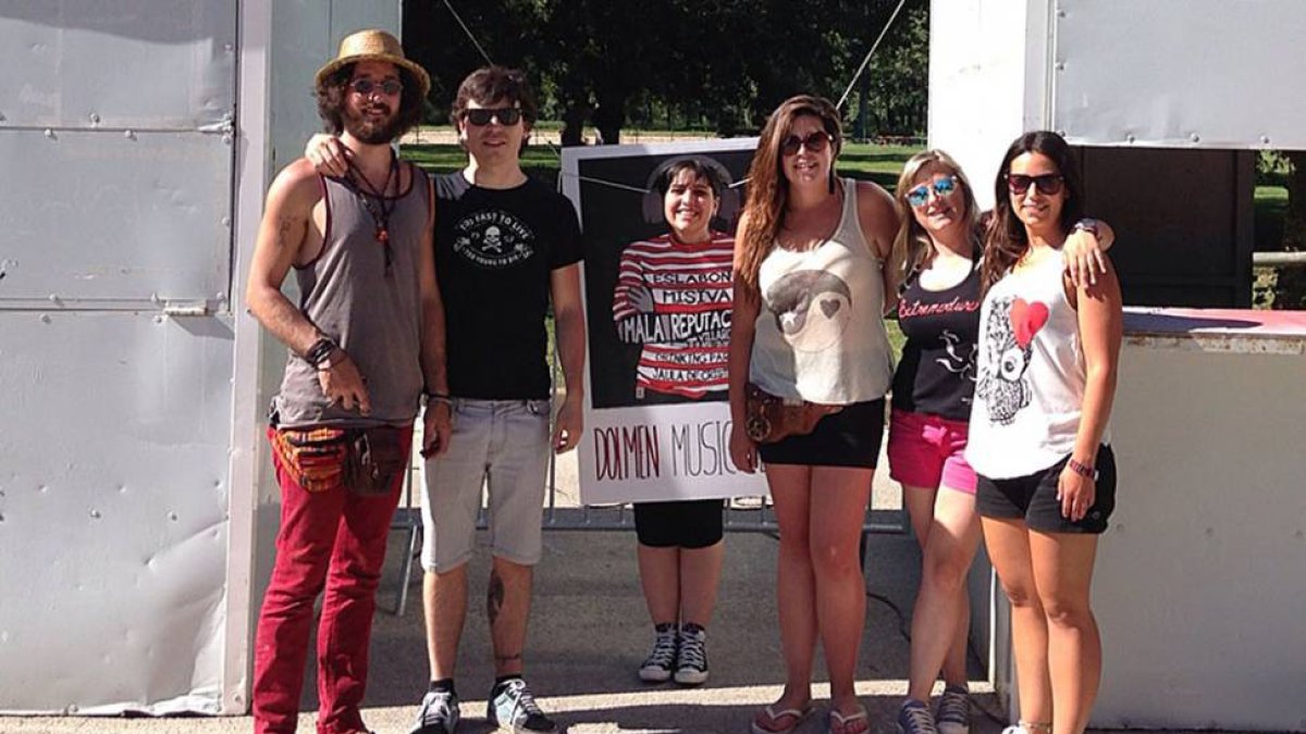 Los organizadores del Dolmen Music Fest antes del inicio de la cita.-D.V.