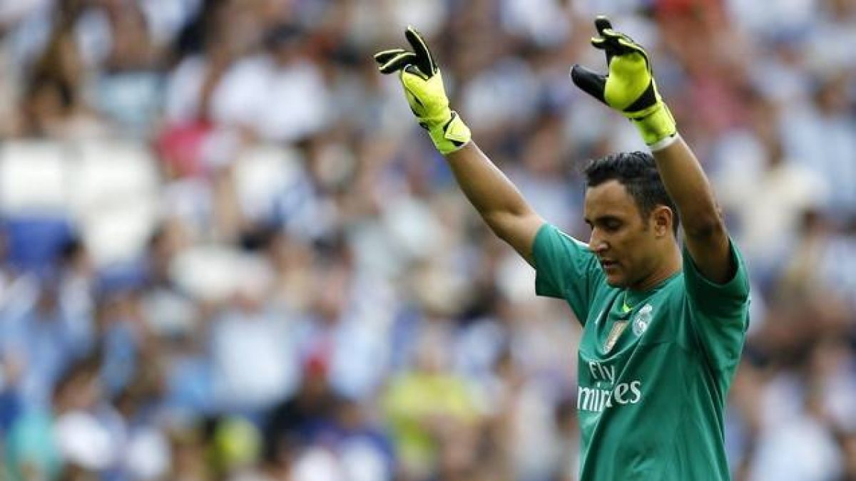 El portero del Real Madrid, Keylor Navas, durante el partido disputado contra el Espanyol en el Power 8 Stadium de Cornellá-El Prat.-ALEJANDRO GARCÍA / EFE
