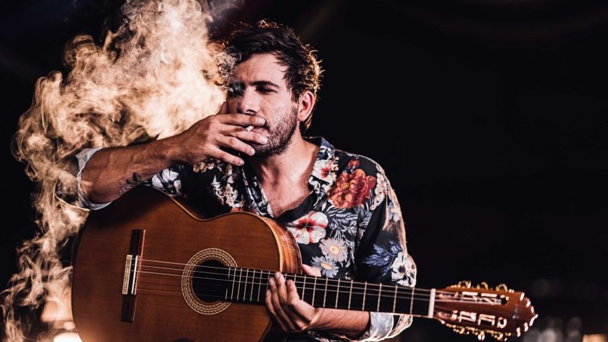 Alberto Romero se ganó al público con su rock andaluz bajo el nombre de Albertucho y ha consolidado su carrera musical gracias a Capitán Cobarde. KIKE MUÑOZ