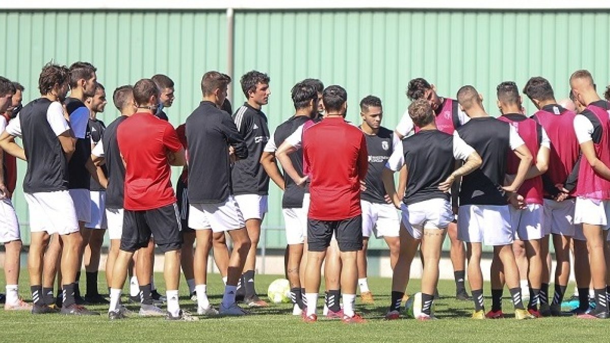 Imagen de un entrenamiento. BURGOS CF