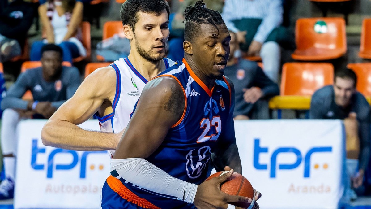 DeBerry postea durante un partido. SANTI OTERO