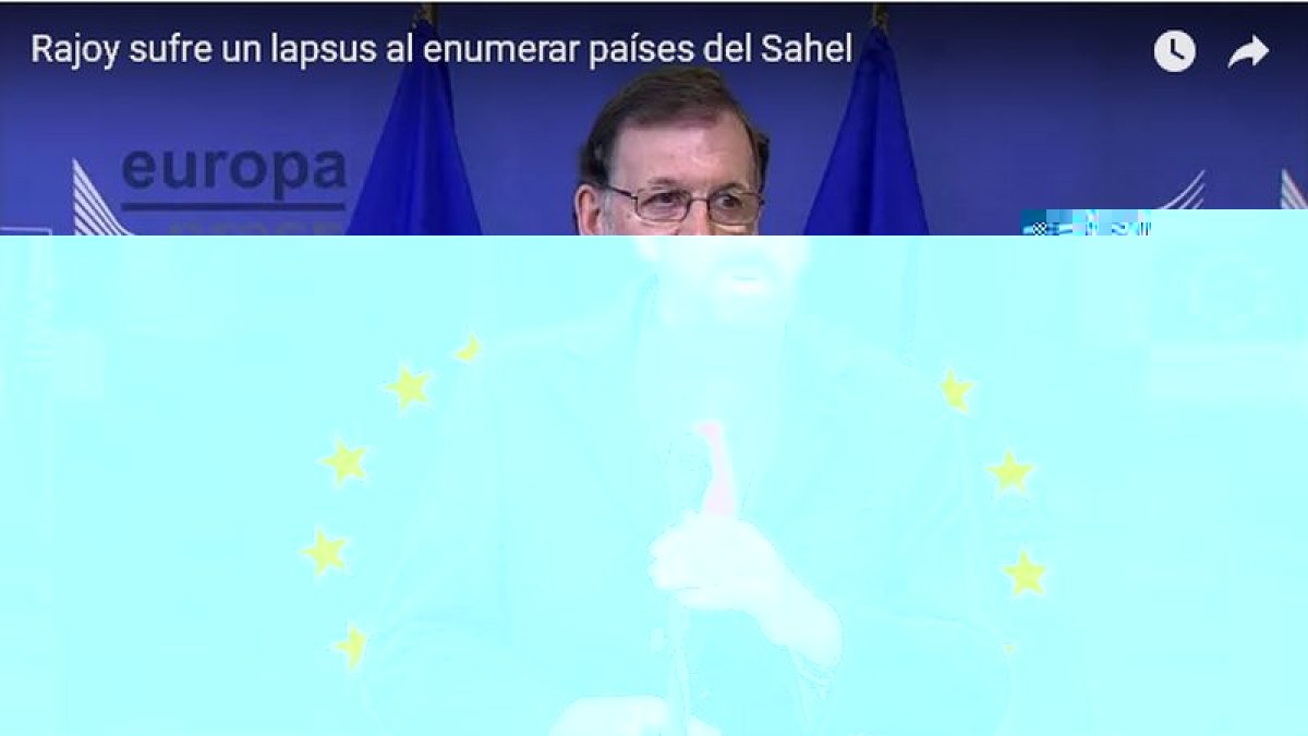 Mariano Rajoy se queda en blanco en rueda de prensa mientras nombraba los cinco paises del Sahel.-/ EUROPA PRESS