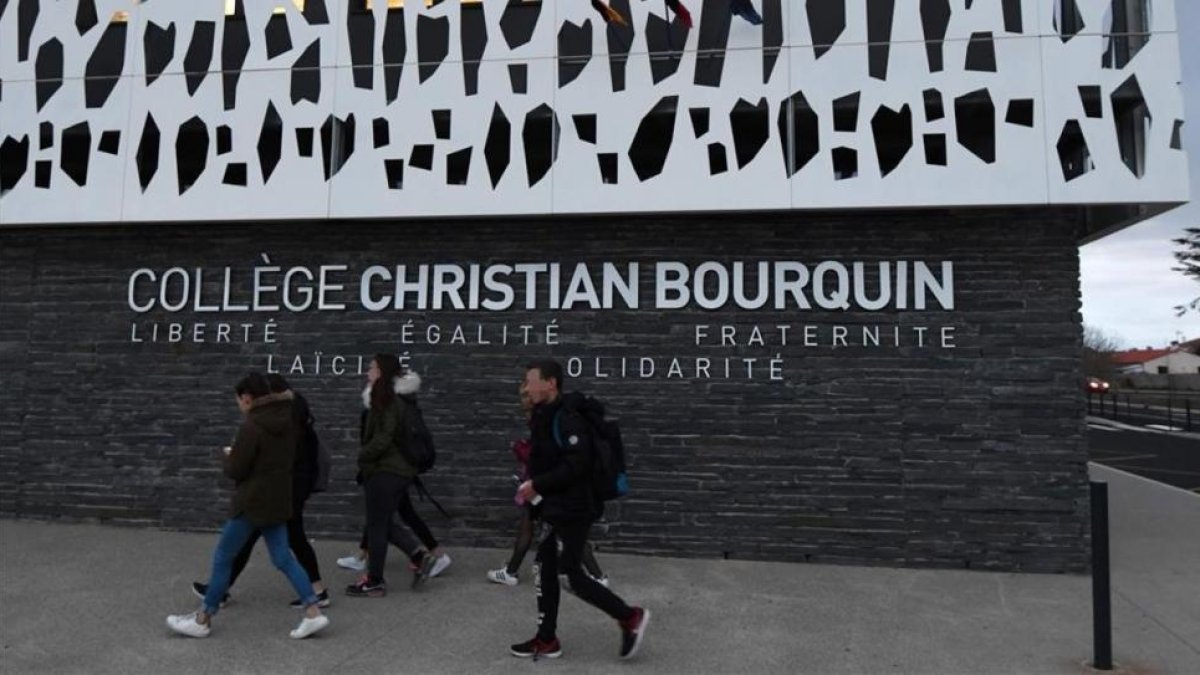 El colegio Christian Bourquin de Millas, donde estudiaban las víctimas.-AFP / PASCAL PAVANI