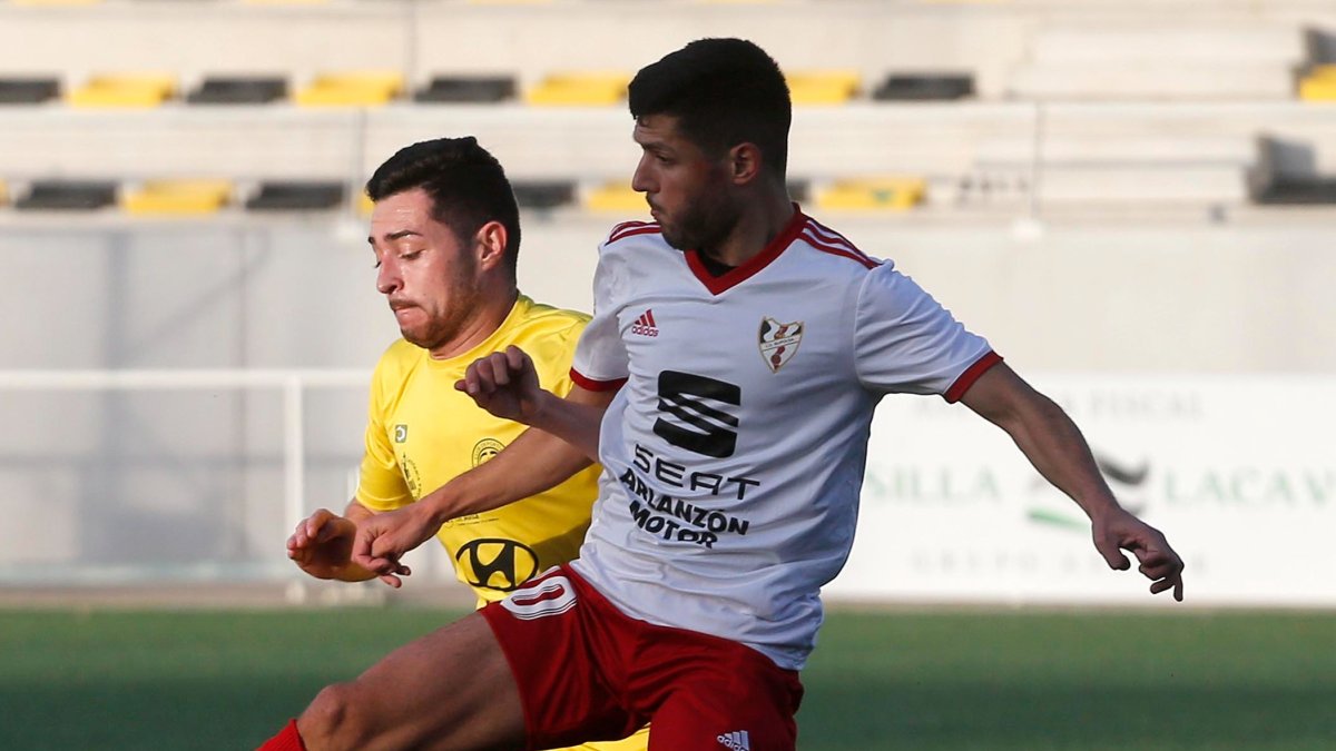 Manzano, jugador del Bupolsa. SANTI OTERO
