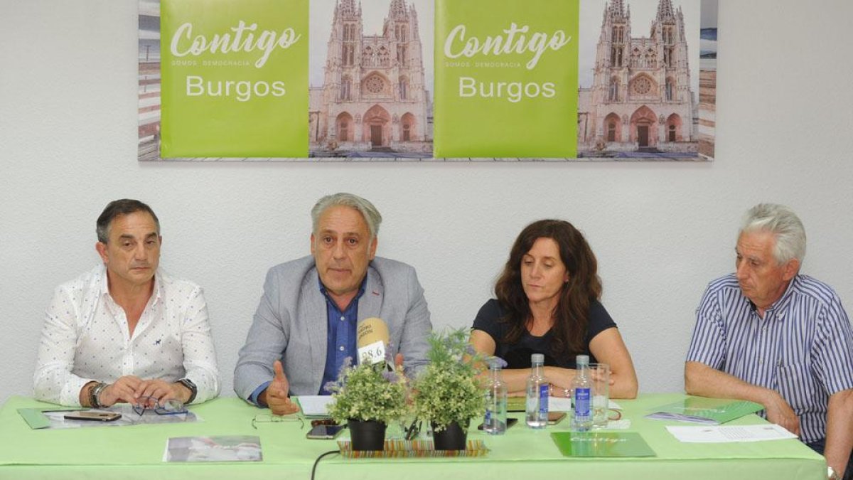 José Manuel Nuño, Jesús Presencio, Silvia Álvarez de Eulate y José Antonio Escudero.-ISRAEL L. MURILLO