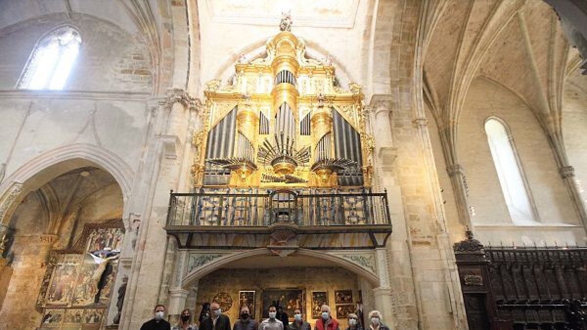 La nueva edición fue presentada en la iglesia abacial de San Salvador de Oña. G. GONZÁLEZ