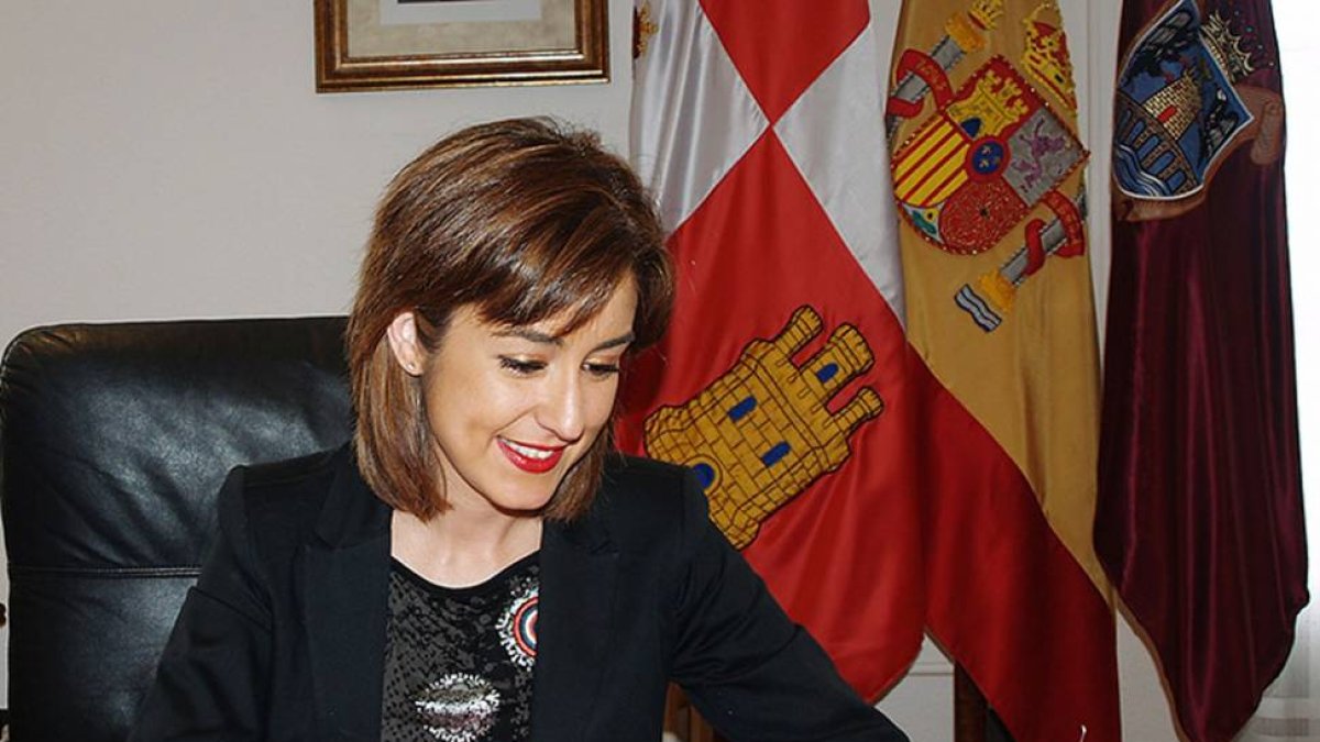 La nueva alcaldesa ya se ha puesto ‘manos a la obra’-E. M.