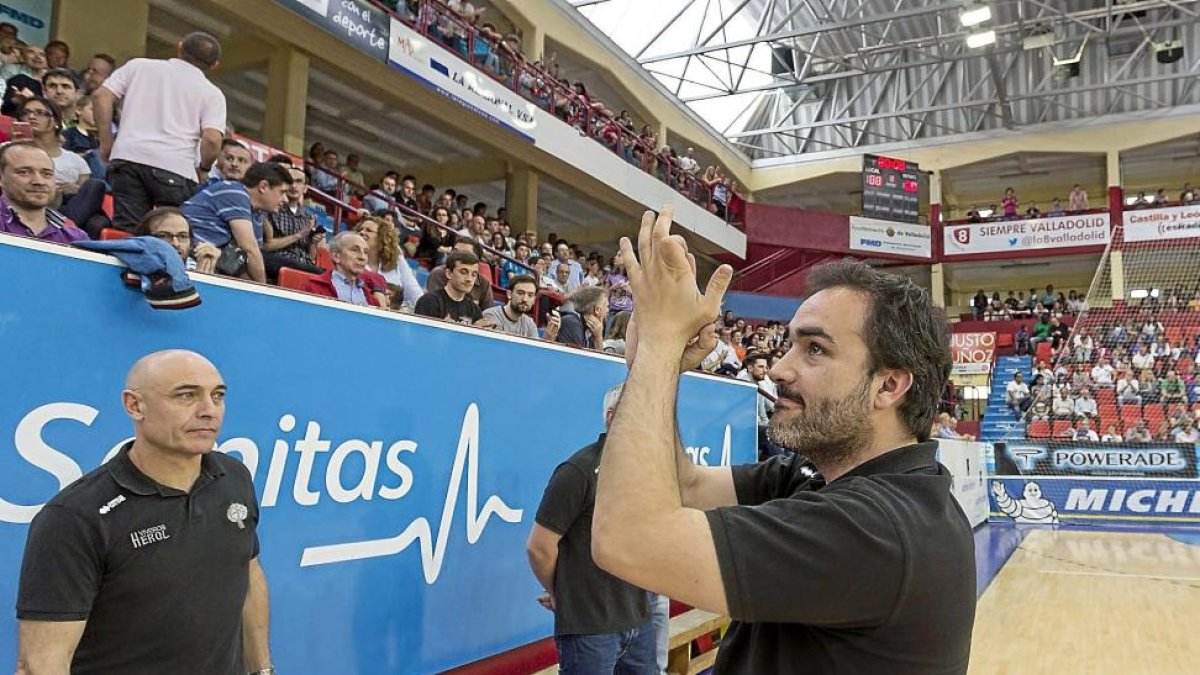 Álvaro Senovilla, nuevo entrenador del Villa de Aranda.-EL MUNDO / EL DIARIO DE VALLADOLID