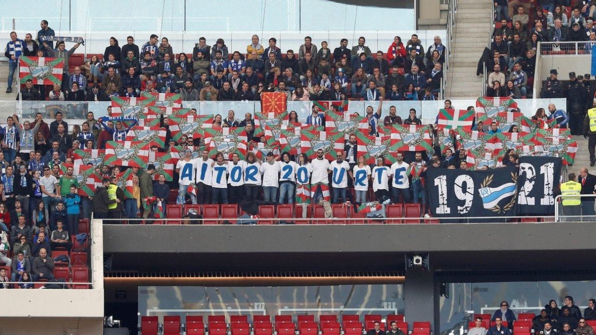 Homenaje a Aitor Zabaleta-EFE
