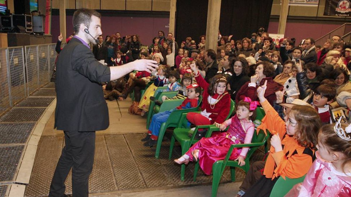 En San Pedro y San Felices cuentan con un aliado para la organización de eventos, el Hangar.-RAÚL G. OCHOA