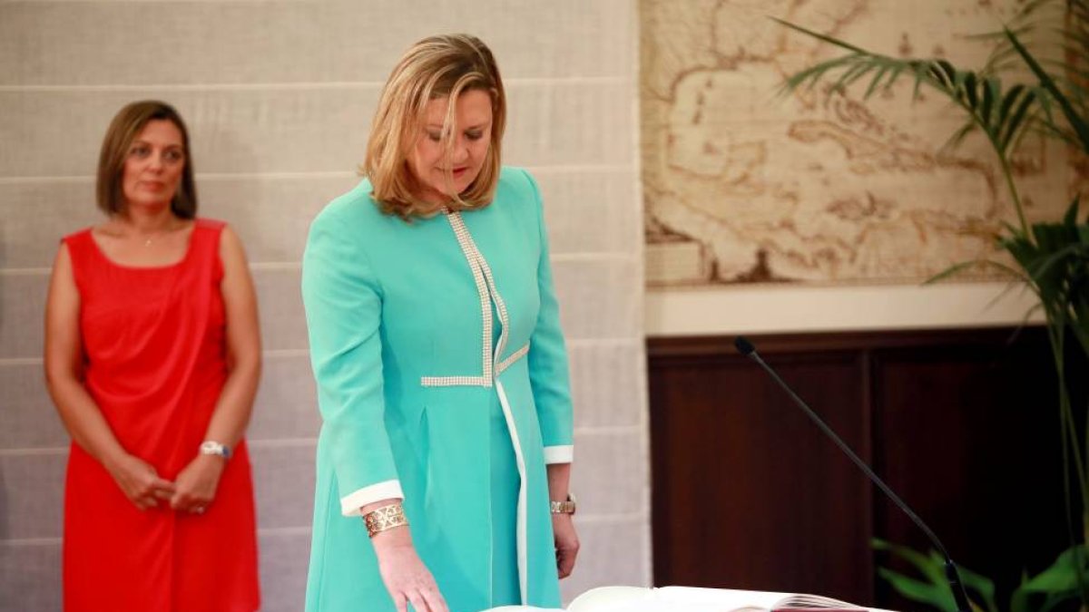 Pilar del Olmo toma posesión como consejera de Hacienda de la Junta de Castilla y León-Ical