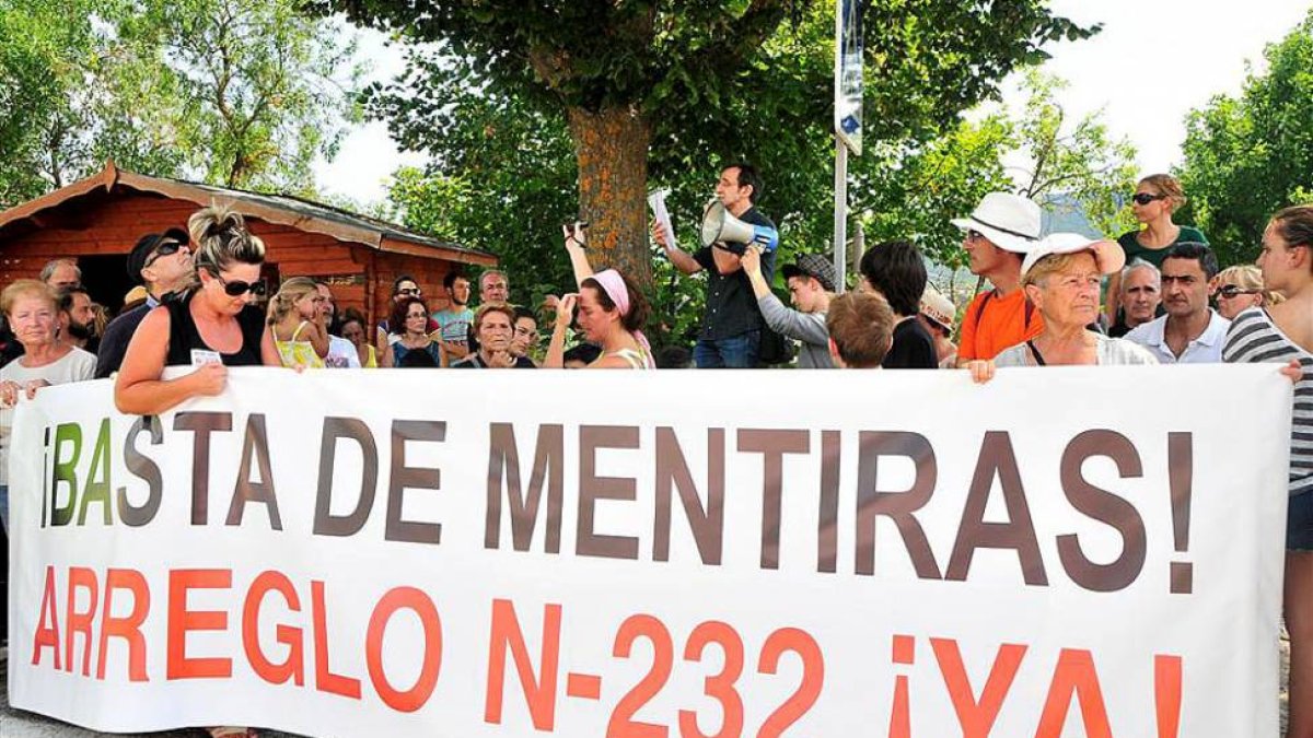 Las localidades del entorno congregaron a miles de personas en la manifestación organizada en agosto.-ECB