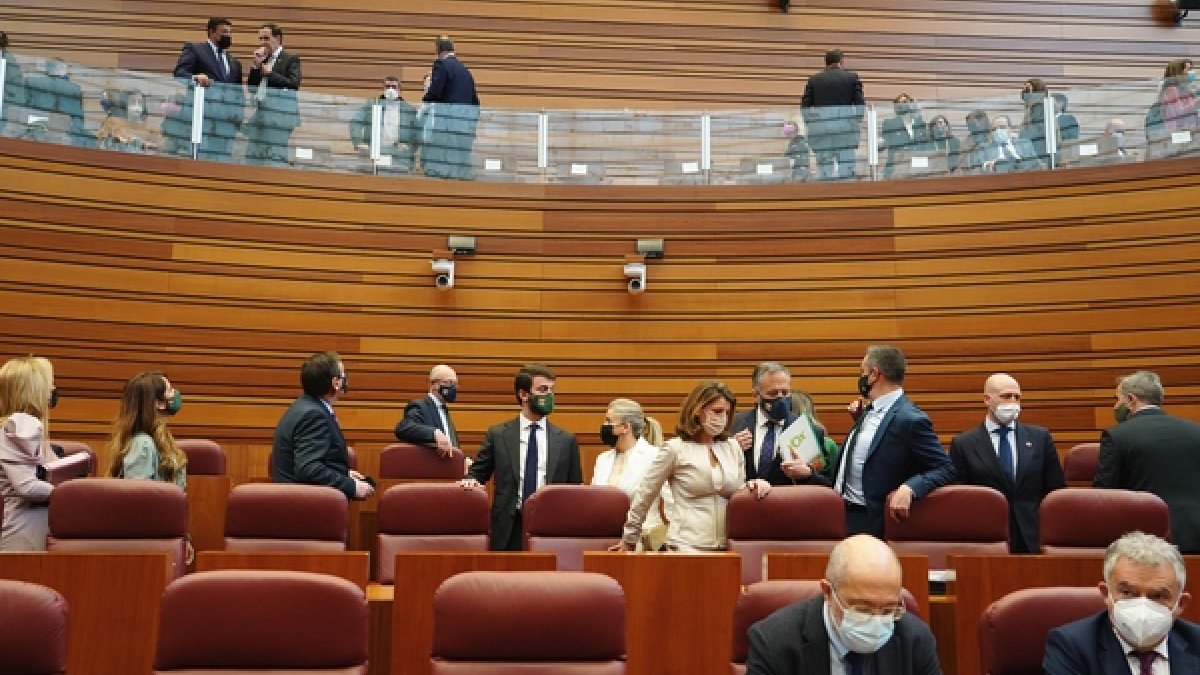 El grupo de Vox estrena escaños en la sesión constitutiva de las Cortes de Castilla y León. Miriam Chacón (ICAL)
