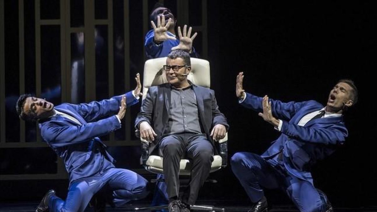 El presentador de television Jorge Javier Vazquez, actor en su obra teatral 'Iba en serio'.-JORGE ZAPATA