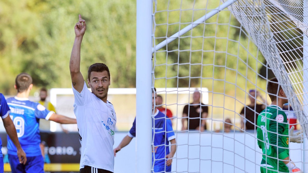Nacho Heras, jugador del Burgos Promesas. TOMÁS ALONSO