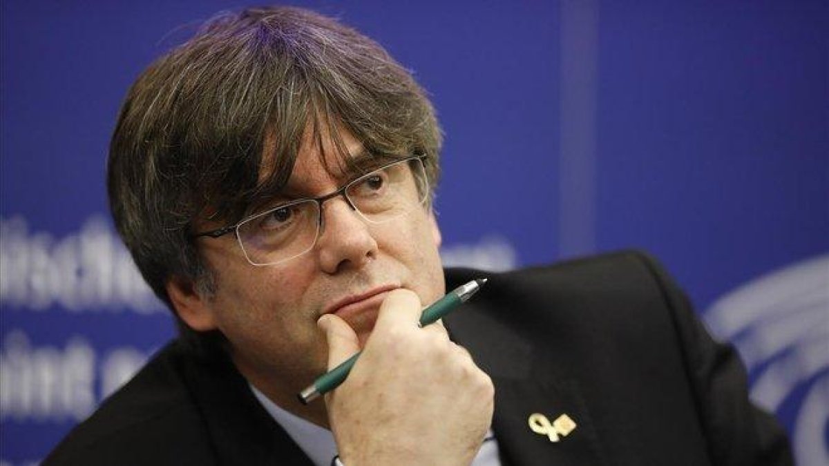 El ’expresident’ de la Generalitat Carles Puigdemont el pasado día 13, en el Parlamento Europeo.-AP / JEAN-FRANCOIS BADIAS