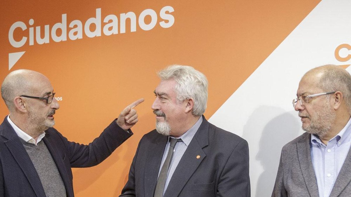 Félix Álvarez, José Ignacio Delgado y Francisco Igea, ayer, en Burgos.-SANTI OTERO