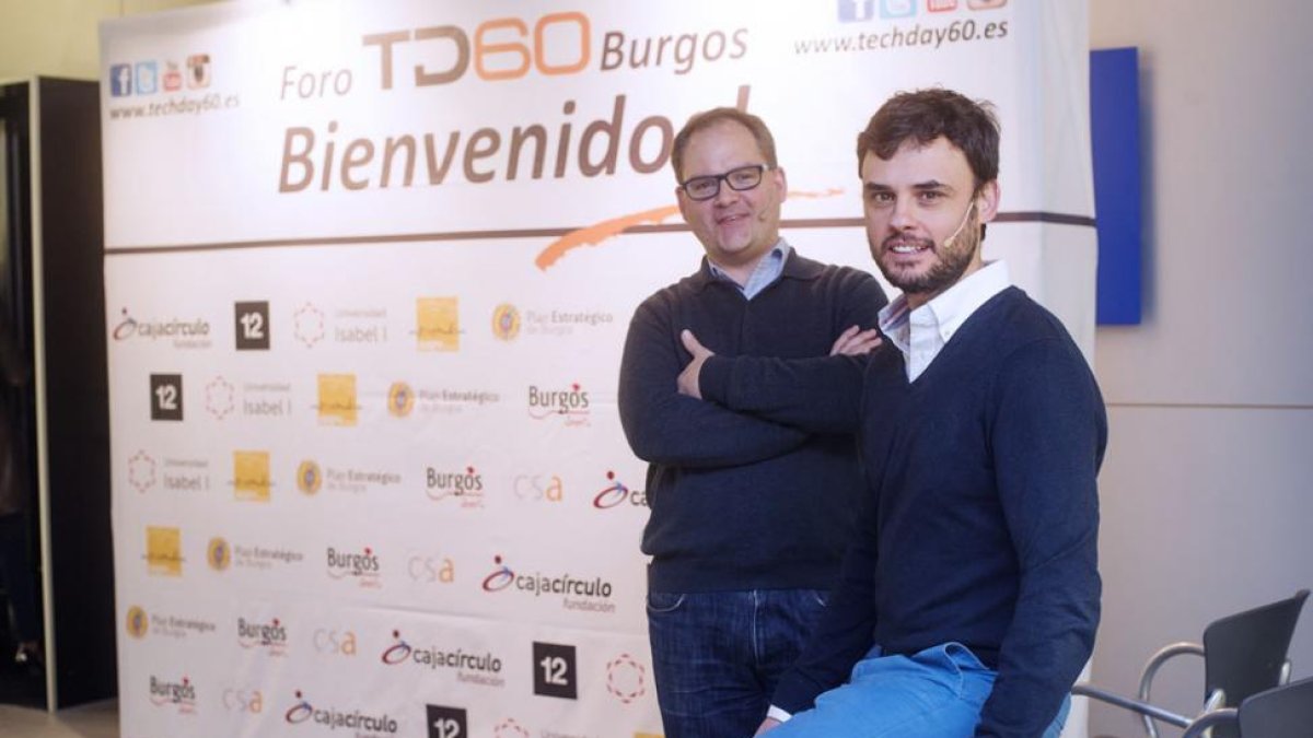 JuanRamón San Feliú y Javier Álvarez, antes de su participación en el TechDay60.-ISRAEL L. MURILLO