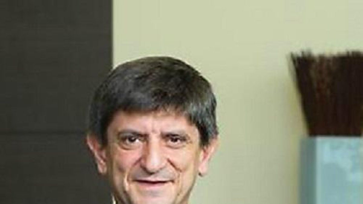 El consejero Sánchez del Villar.-E. M.