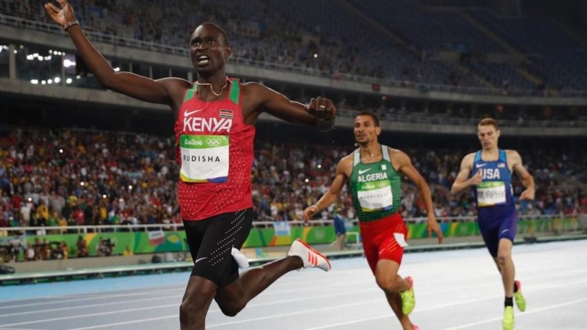 David Rudisha entra vencedor en los 800 metros.-AFP