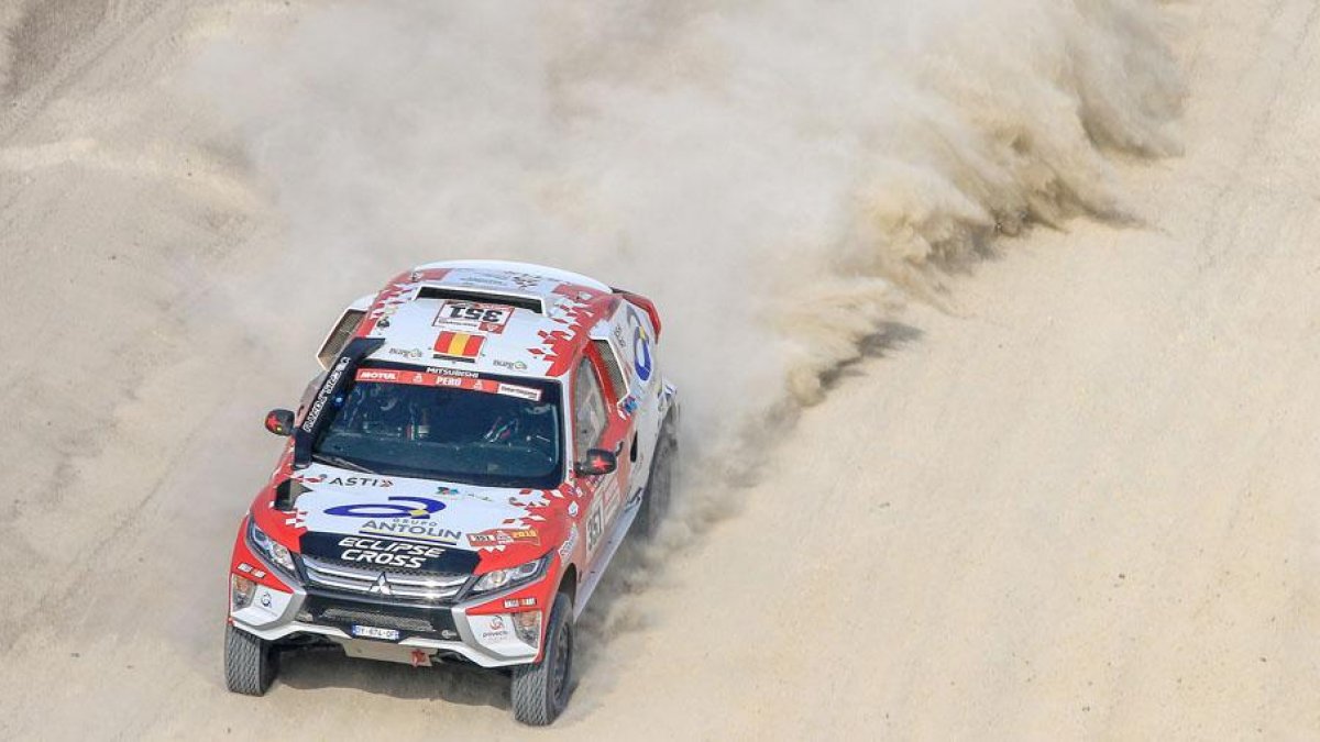 Cristina Gutiérrez, en acción durante este comienzo del Rally Dakar.-PRENSA DE CRISTINA GUTIÉRREZ