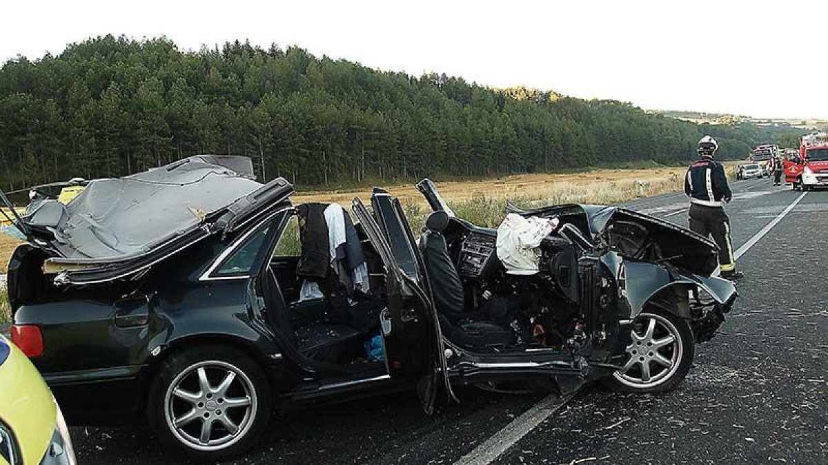 El último accidente mortal en la N-I se produjo en el peligroso kilómetro 275.-G. G.